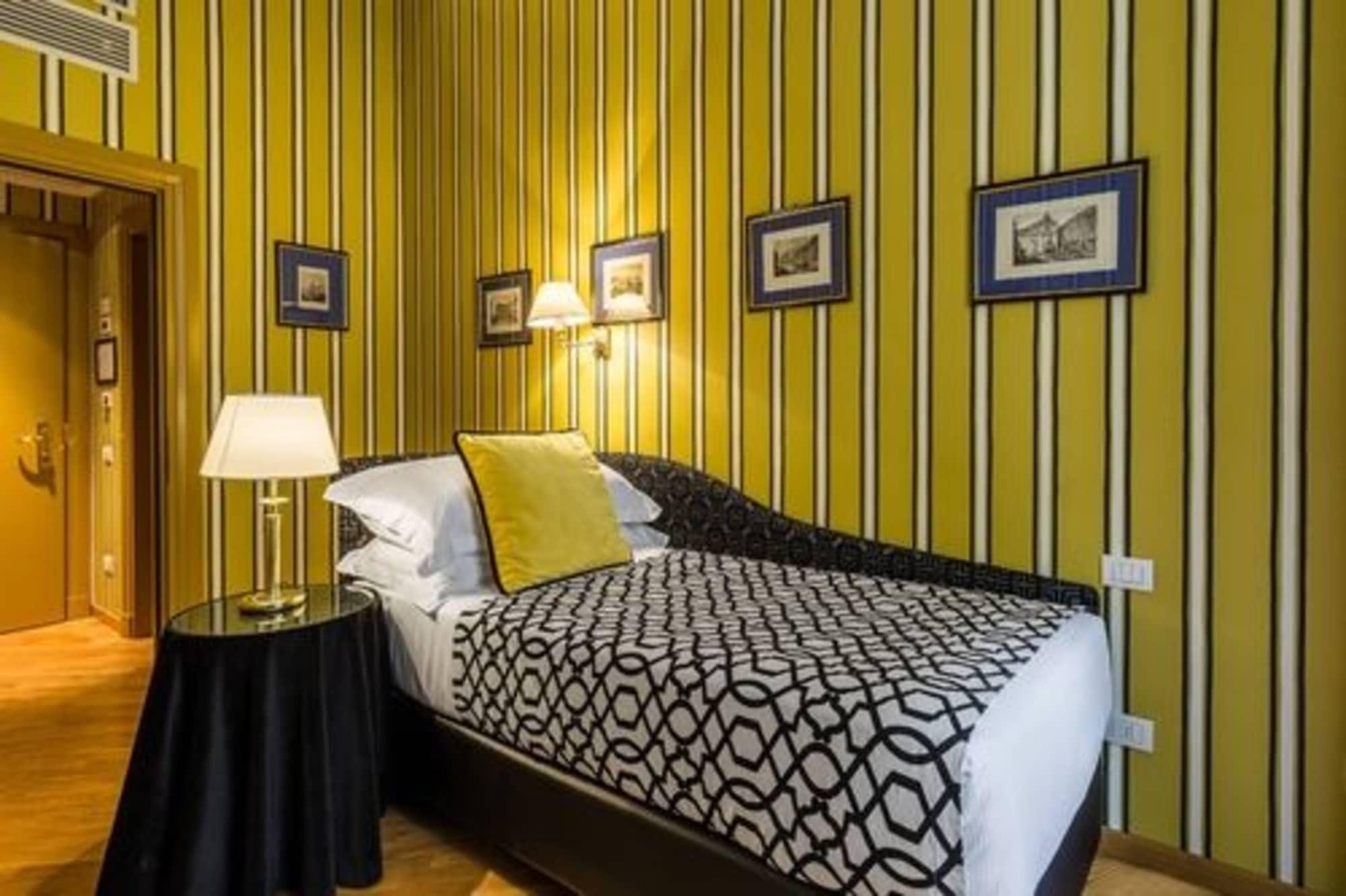 Room Mate Collection Isabella, Florencia Exterior foto
