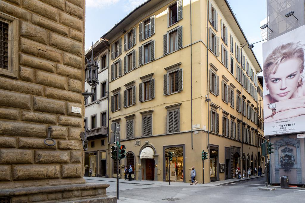 Room Mate Collection Isabella, Florencia Exterior foto