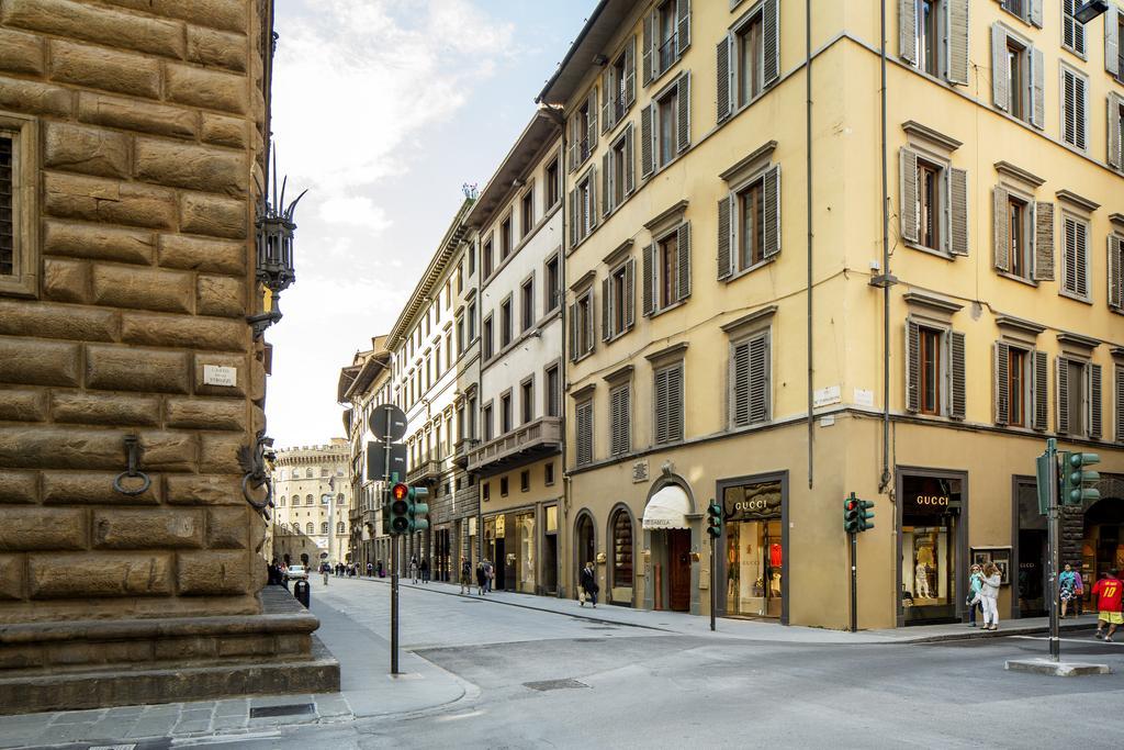 Room Mate Collection Isabella, Florencia Exterior foto